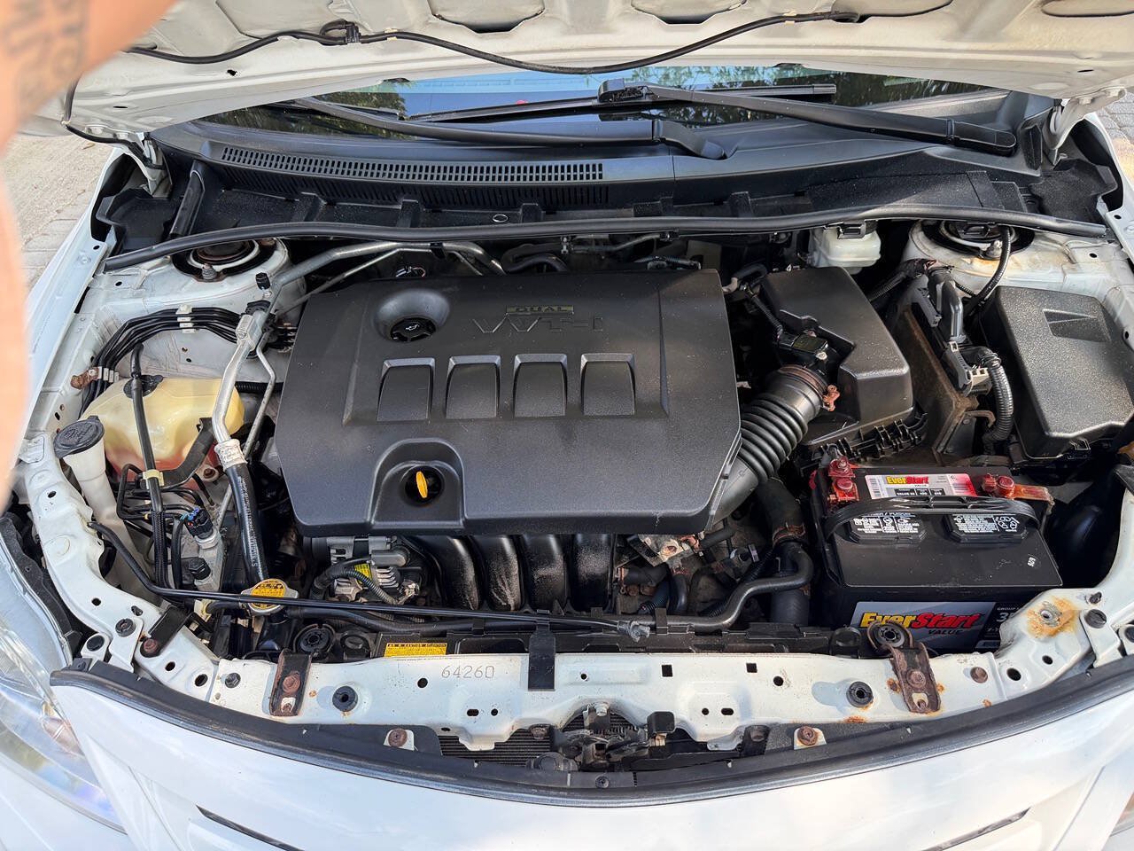 Used 2012 Toyota Corolla LE FWD image 24