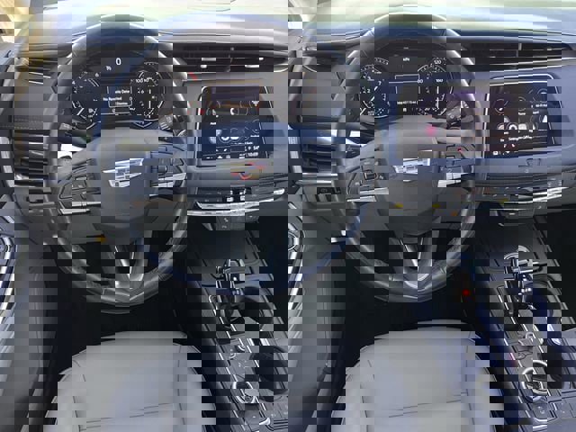 Certified 2021 Cadillac XT4 Luxury w/ Cold Weather Package image 11