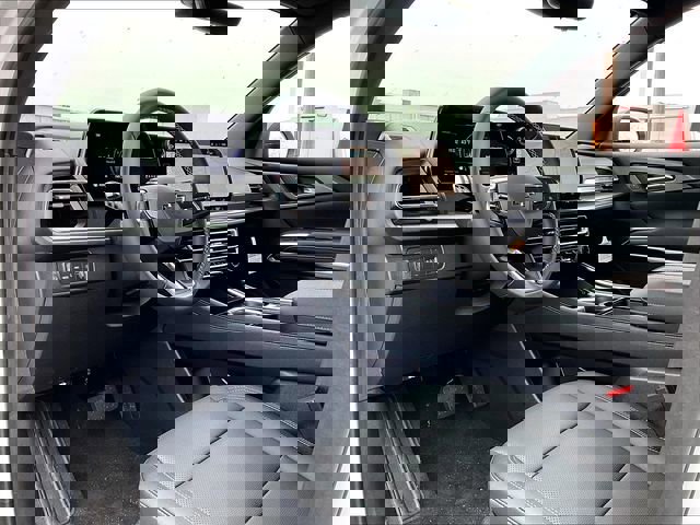 New 2026 Chevrolet Traverse LT w/ Midnight/Sport Edition image 8