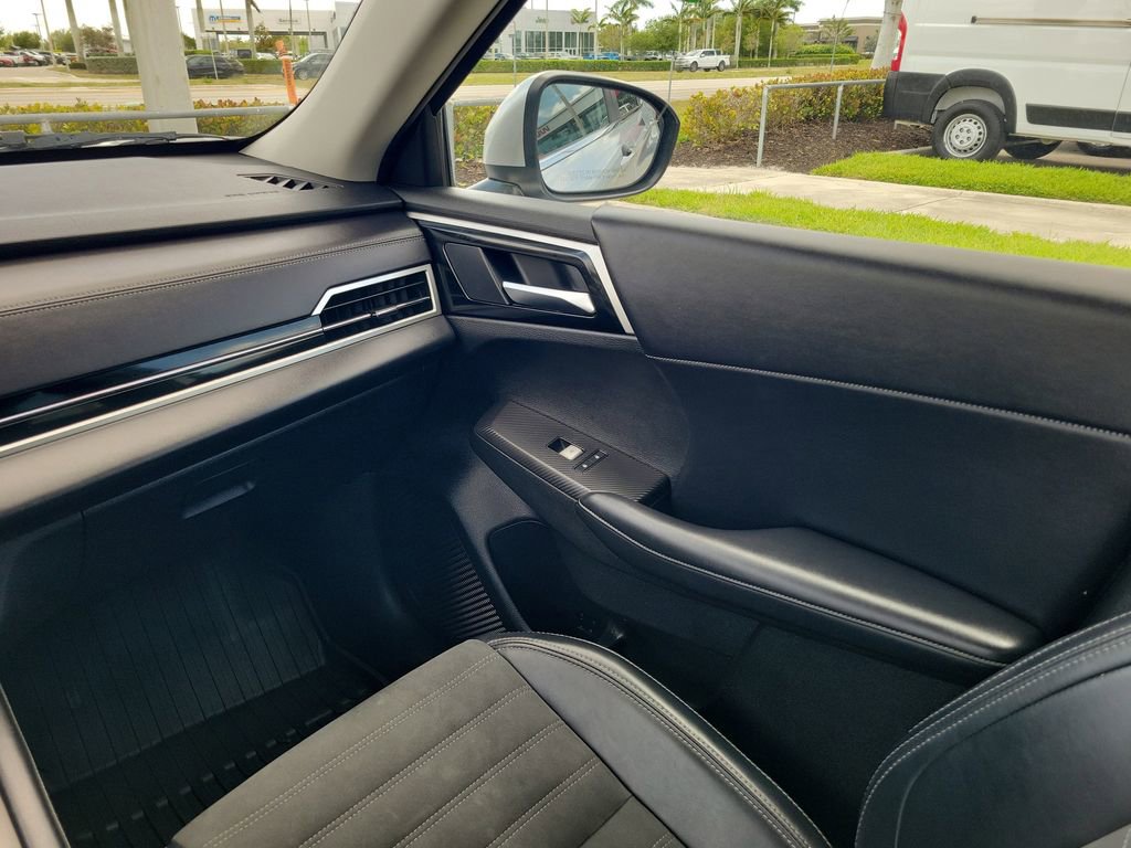 Used 2024 Mitsubishi Outlander SE AWD/4WD image 20