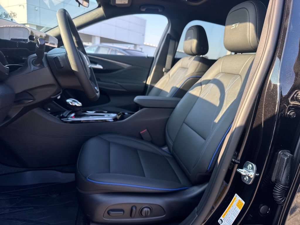 New 2026 Buick Envista Sport Touring w/ Convenience I Package FWD image 14