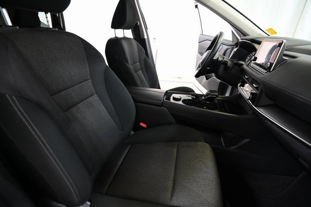 Used 2024 Nissan Rogue SV image 25