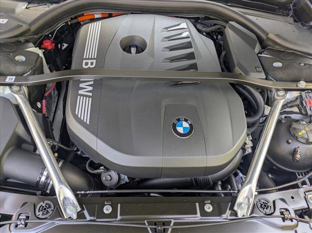 New 2026 BMW 750e xDrive w/ Premium Package image 18