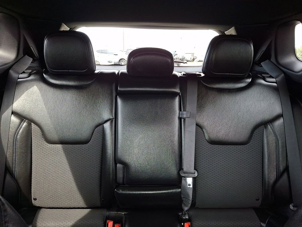 Used 2023 Jeep Compass Latitude image 20