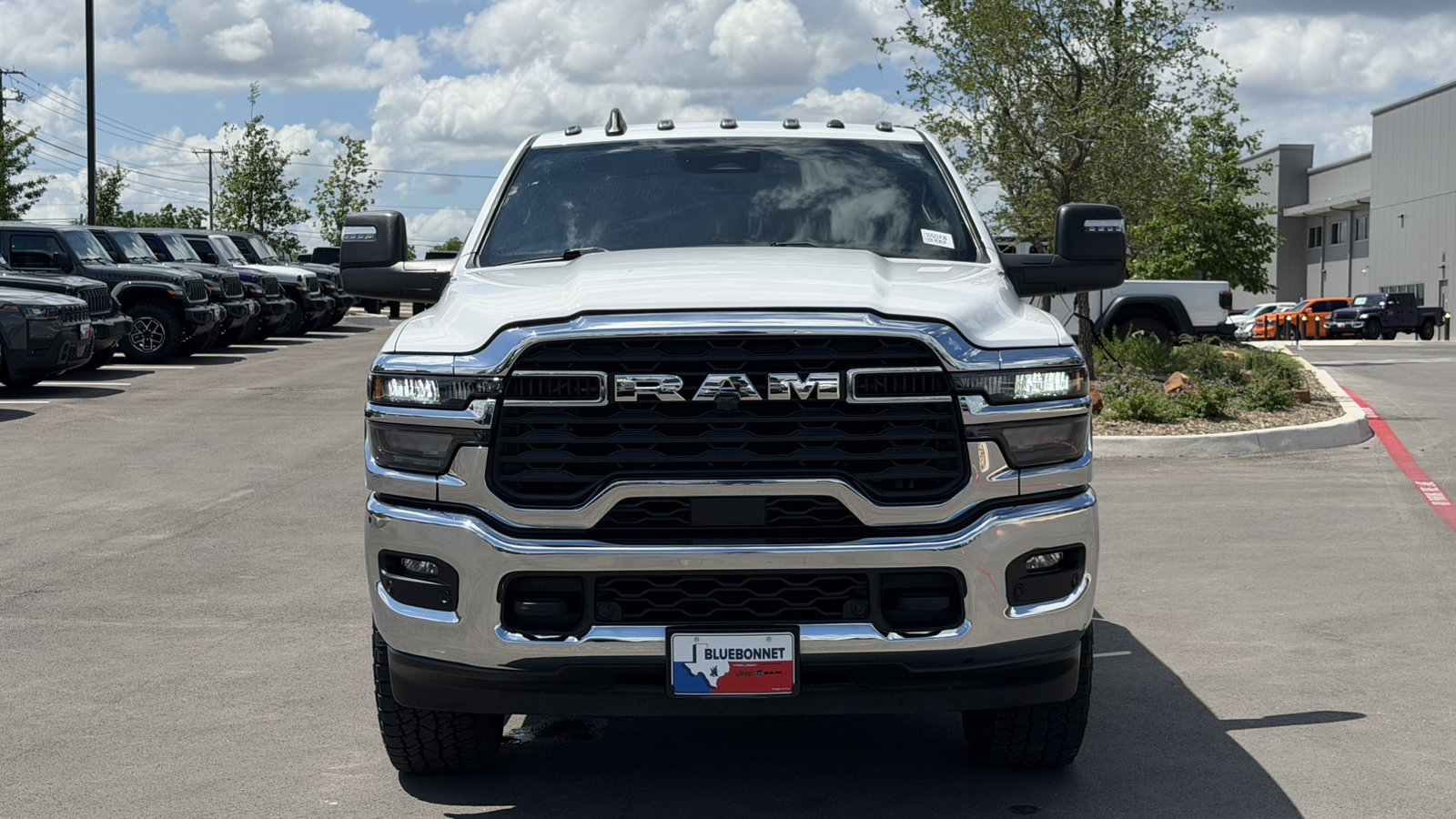Used 2025 RAM 2500 Lone Star AWD/4WD image 2