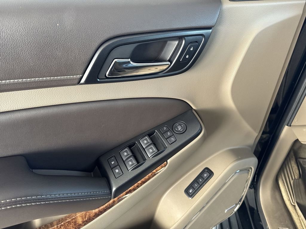 Certified 2017 Chevrolet Suburban Premier AWD/4WD image 21