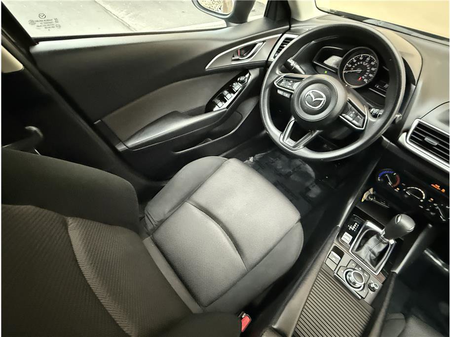 Used 2017 MAZDA MAZDA3 Sport image 11