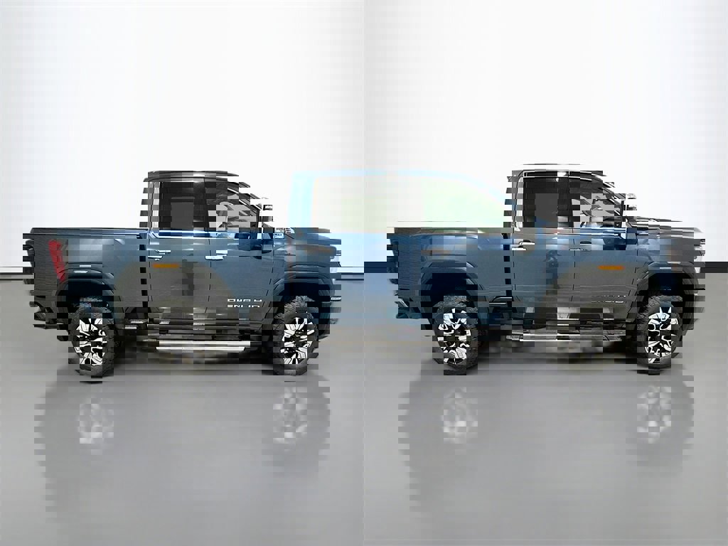 New 2025 GMC Sierra 2500 Denali w/ Denali Reserve Package image 8