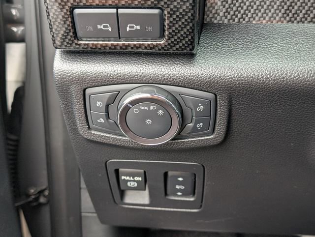 Used 2019 Ford F150 Lariat w/ Equipment Group 502A Luxury AWD/4WD image 40