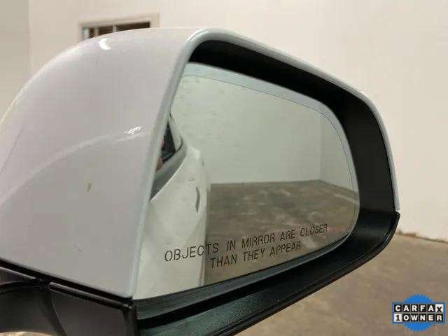 Used 2023 Tesla Model 3 Performance image 90