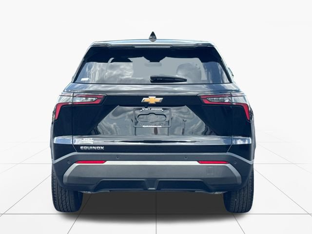 Used 2026 Chevrolet Equinox LT w/ Convenience Package II FWD image 4