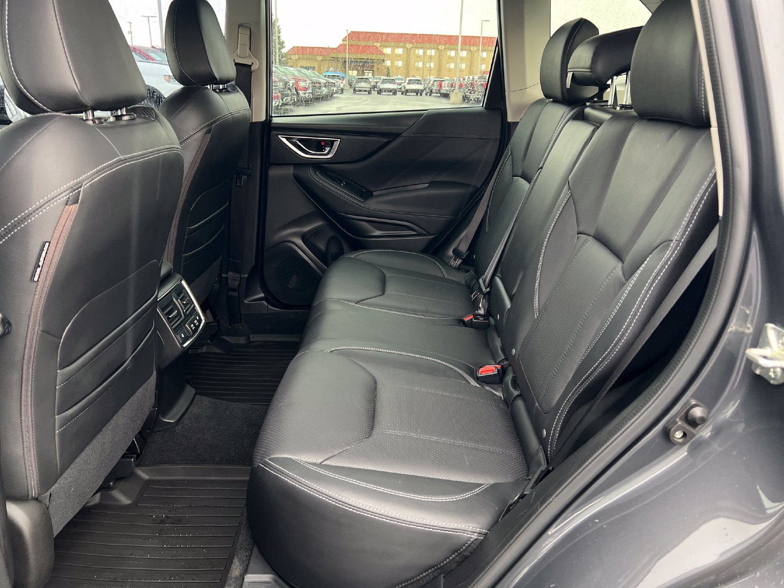 Used 2020 Subaru Forester Touring AWD/4WD image 28