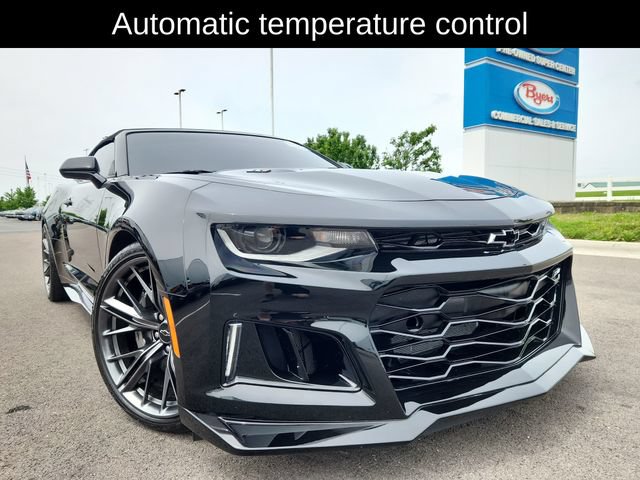 Used 2022 Chevrolet Camaro ZL1 RWD image 14