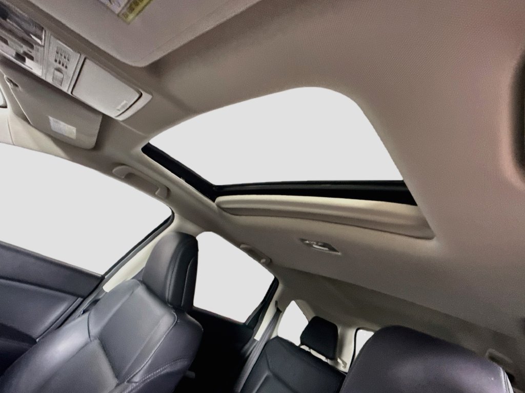 Used 2016 Honda CR-V Touring image 11