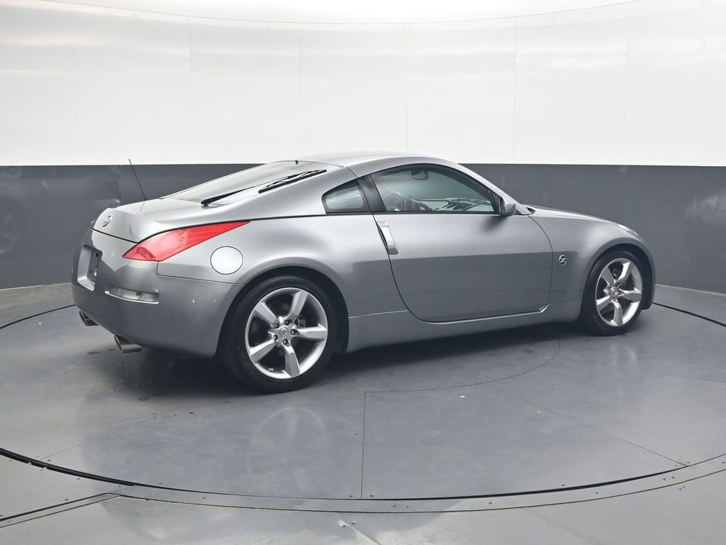 Used 2006 Nissan 350Z Enthusiast RWD image 4