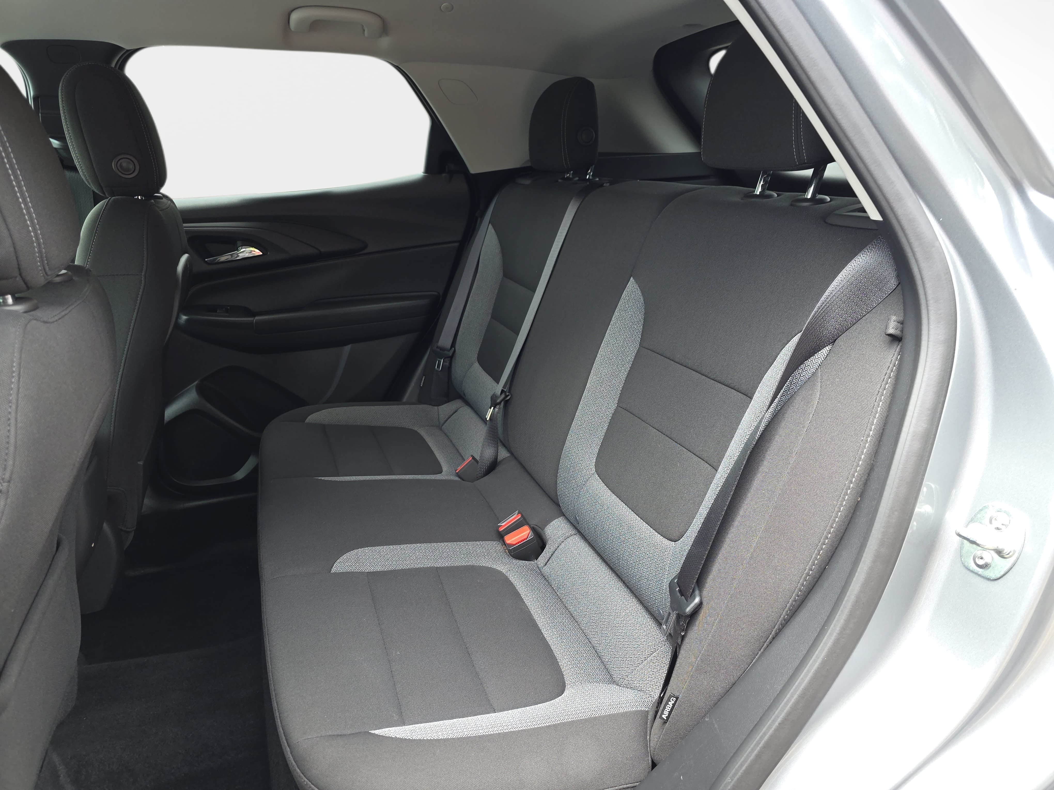 Used 2025 Chevrolet TrailBlazer LT AWD/4WD image 11