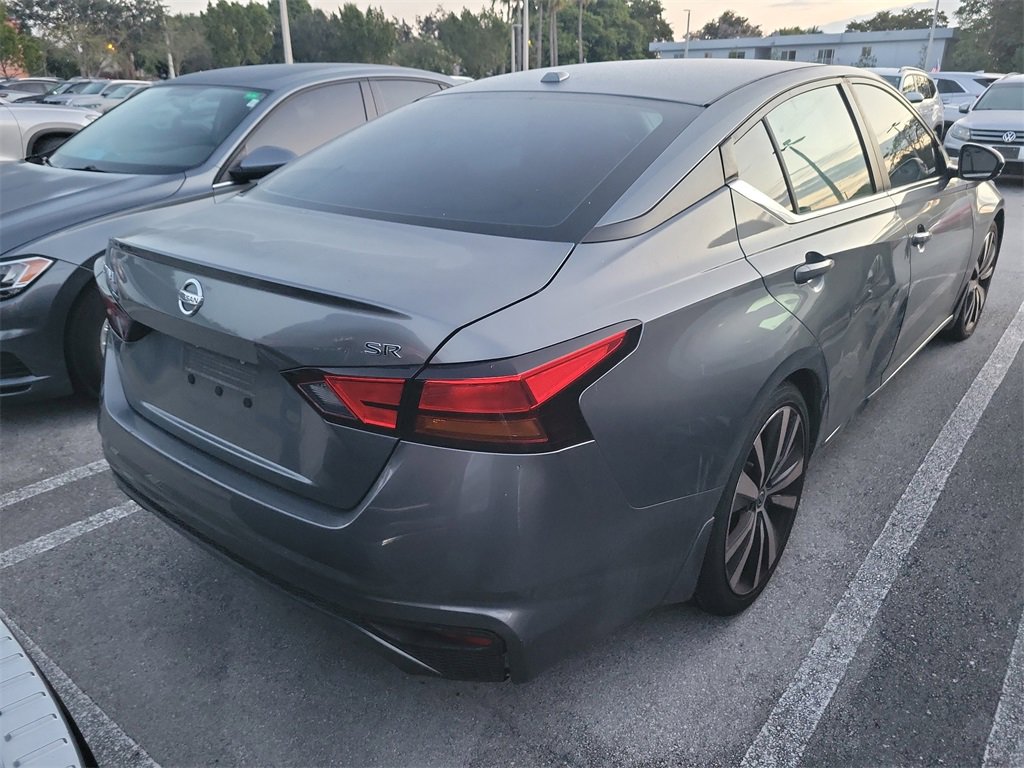Used 2019 Nissan Altima 2.5 SR w/ SR Premium Package image 9
