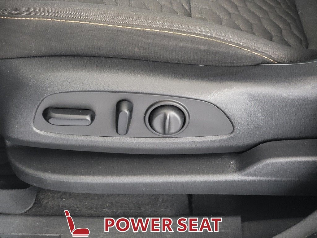 Used 2020 Chevrolet Equinox LT FWD image 15