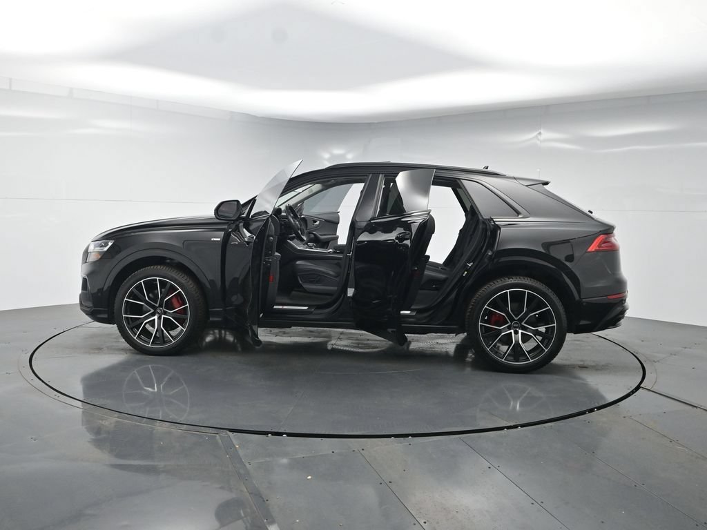 Used 2020 Audi Q8 Premium Plus w/ Premium Plus Package AWD/4WD image 44