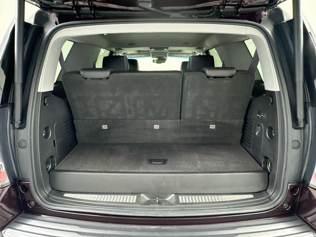 Used 2017 GMC Yukon Denali w/ Open Road Package AWD/4WD image 28
