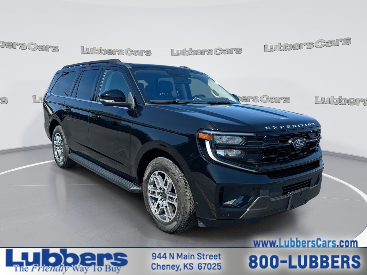 Used 2025 Ford Expedition Max Active AWD/4WD image 1