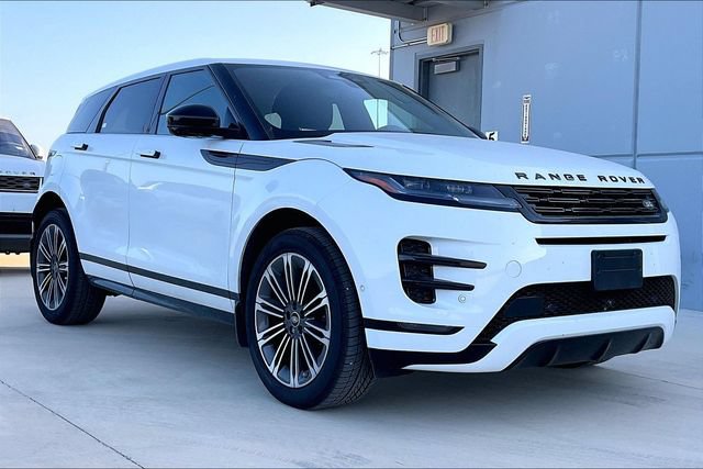 Used 2026 Land Rover Range Rover Evoque Dynamic SE AWD/4WD image 3