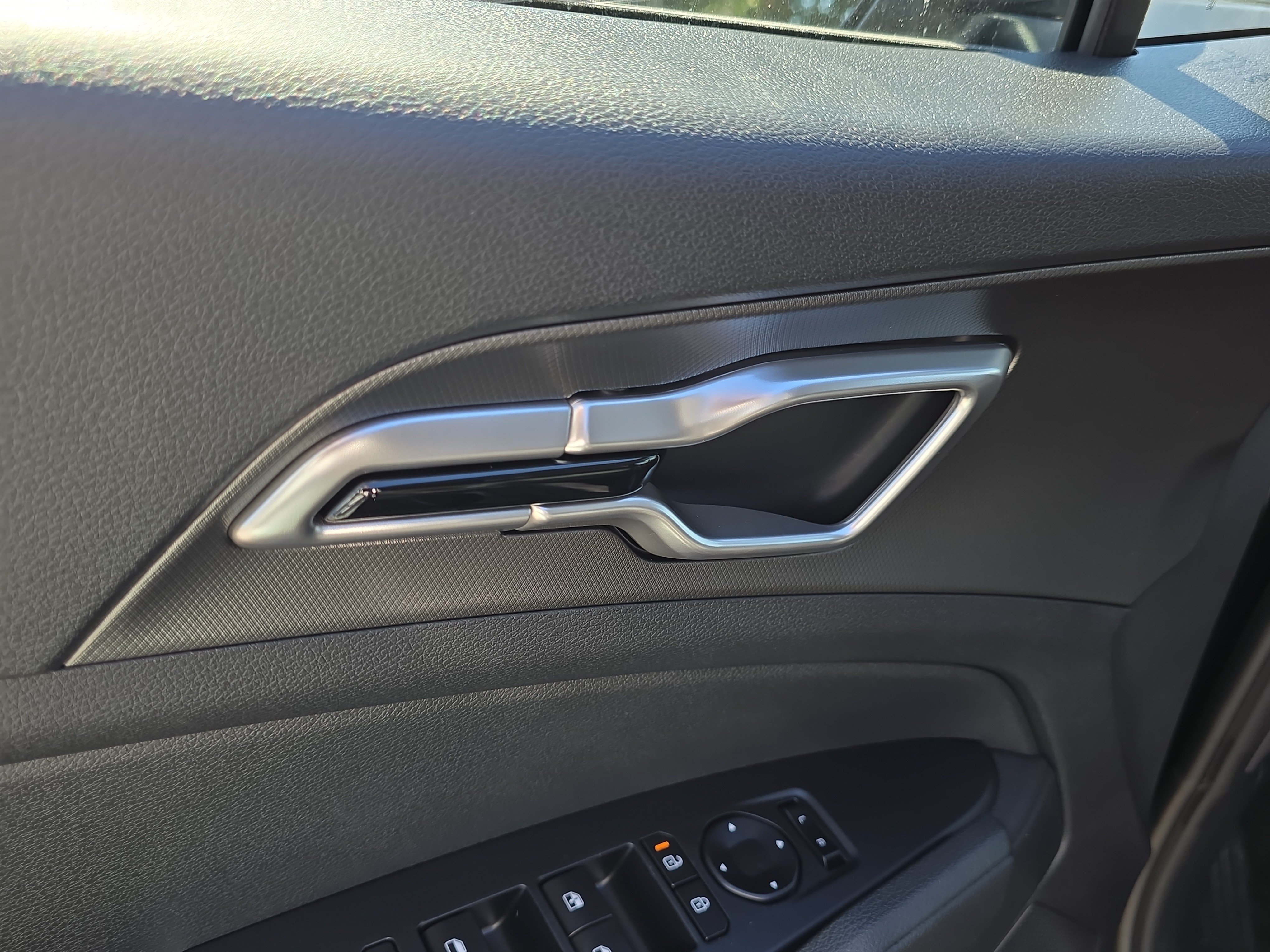 New 2027 Kia Sportage LX FWD image 18