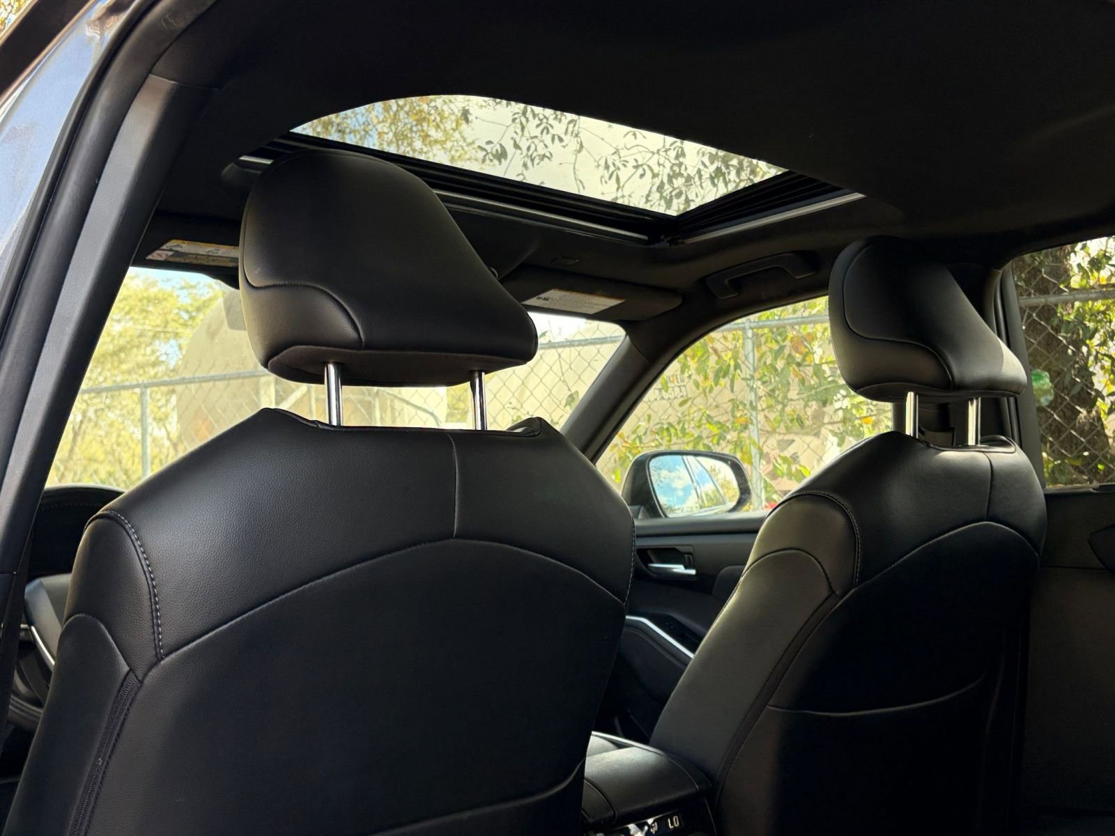 Used 2024 Toyota Highlander XSE image 27