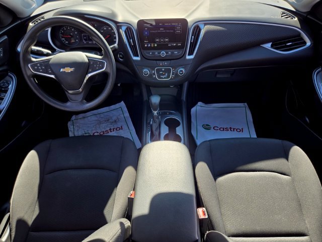 Used 2025 Chevrolet Malibu LS FWD image 14
