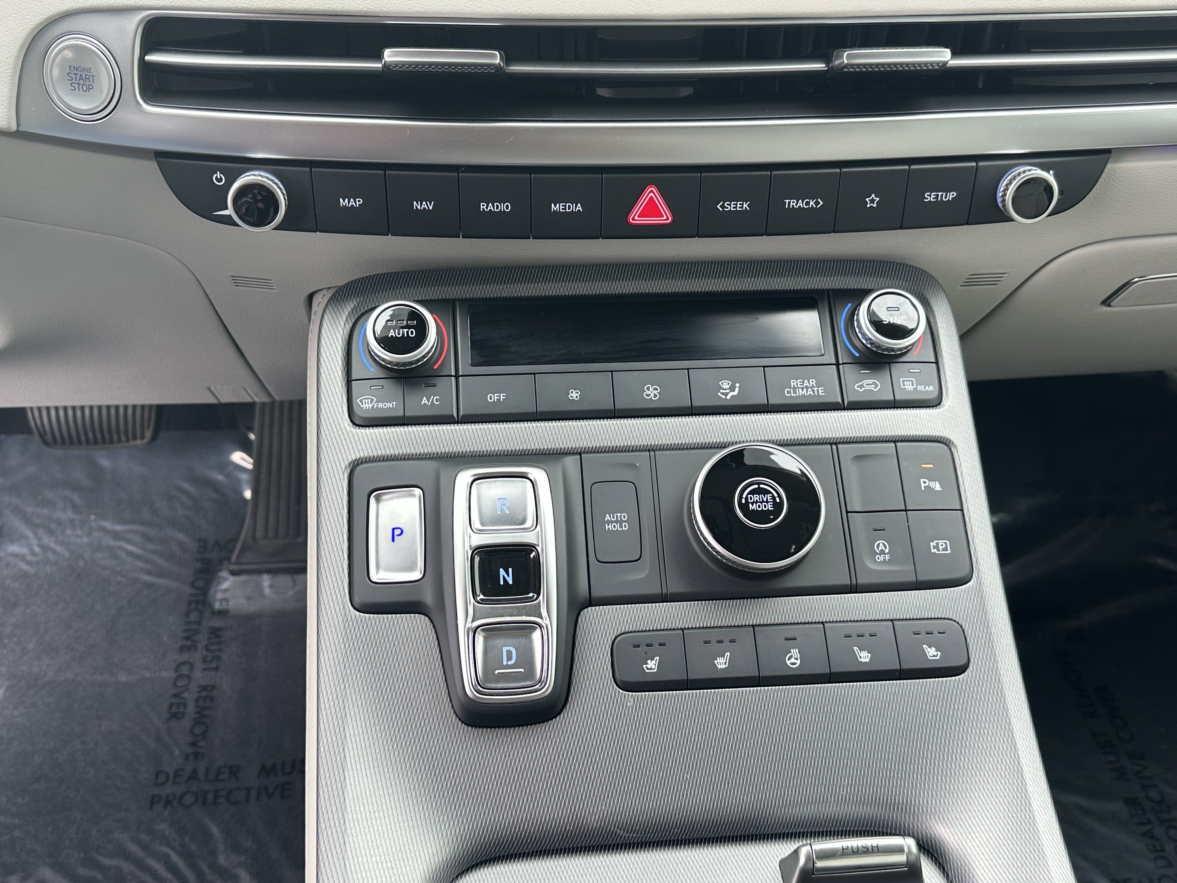 Used 2024 Hyundai Palisade Limited FWD image 30