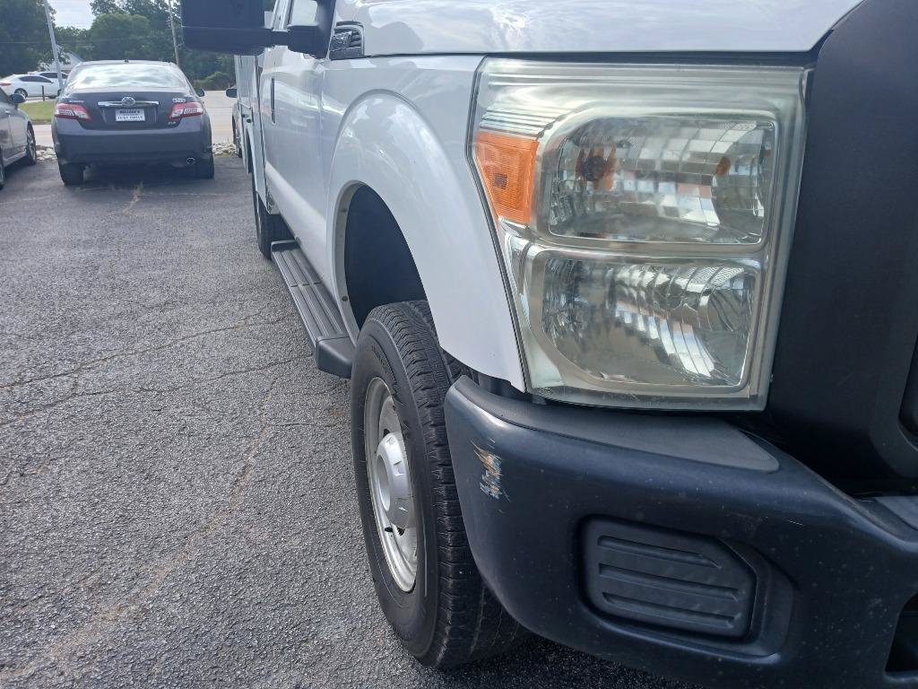 Used 2011 Ford F250 XL AWD/4WD image 7