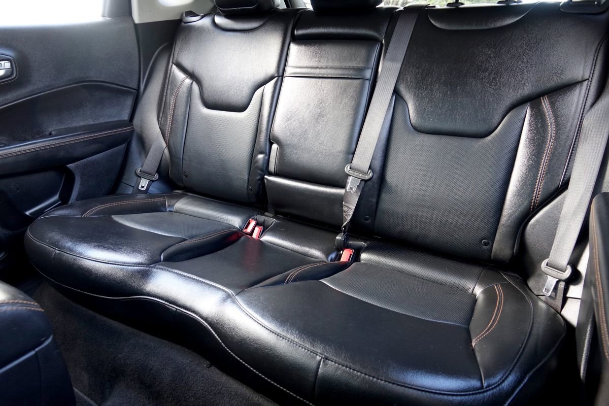 Used 2019 Jeep Compass Limited image 11