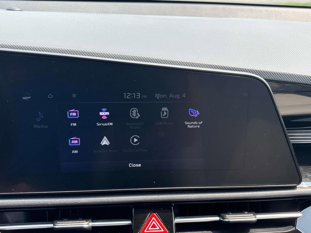 Used 2023 Kia Niro EX image 24