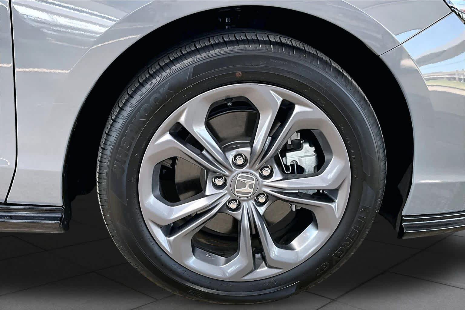 Used 2025 Honda Accord EX-L image 11