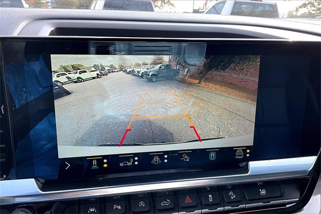 Used 2022 Chevrolet Silverado 1500 High Country w/ Z71 Off-Road Package image 15