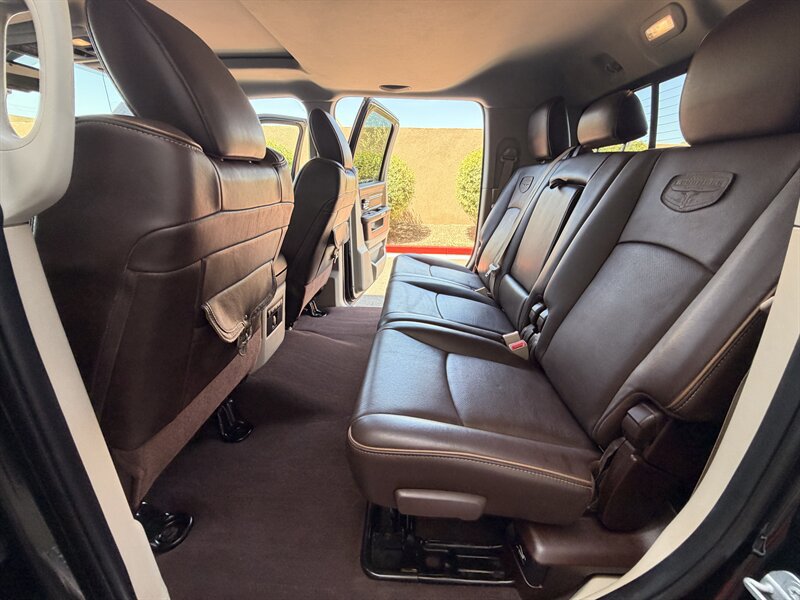 Used 2018 RAM 3500 Laramie Longhorn AWD/4WD image 39