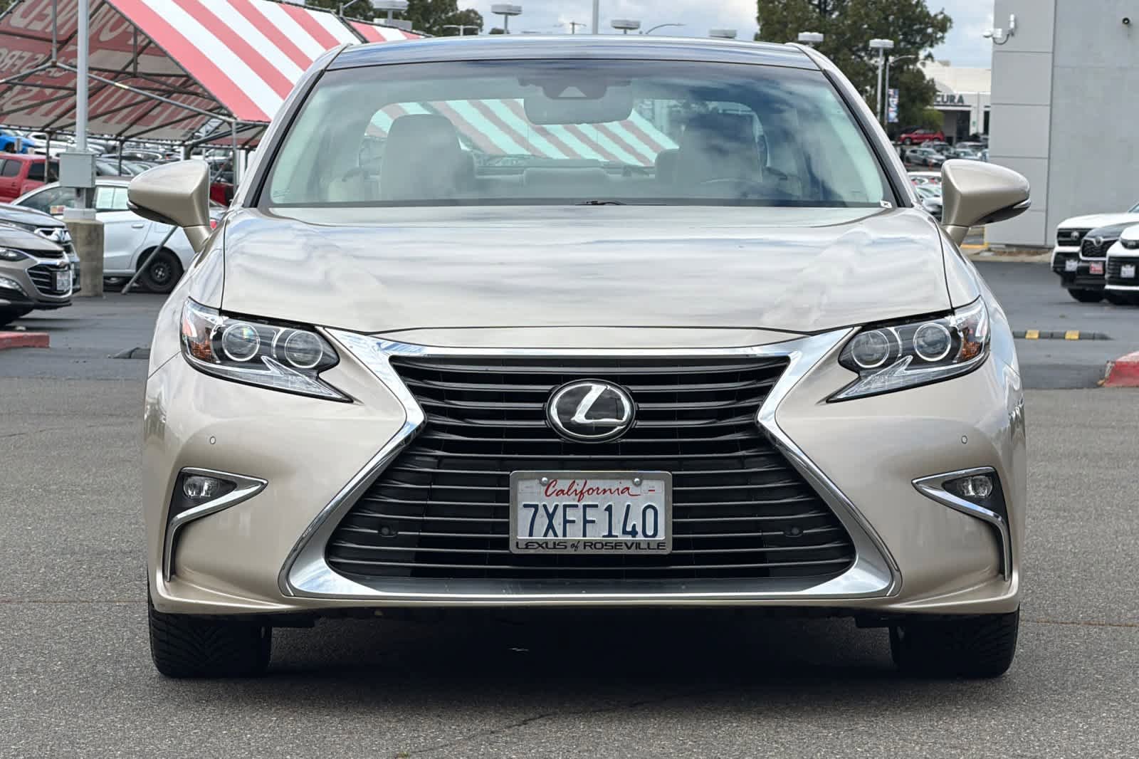 Used 2017 Lexus ES 350 w/ Luxury Package FWD image 10