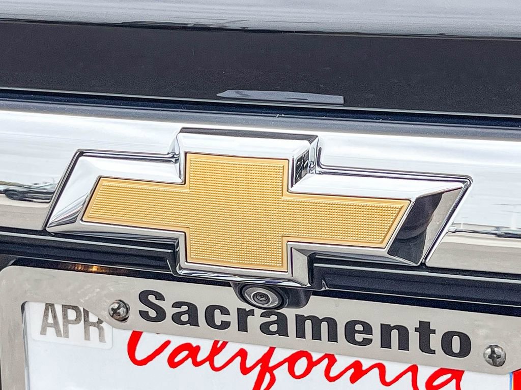 Used 2022 Chevrolet Traverse LT w/ LPO, Floor Liner Package image 10