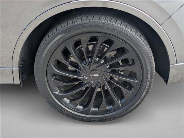 Used 2021 Lincoln Aviator Reserve w/ Equipment Group 208A RWD image 7