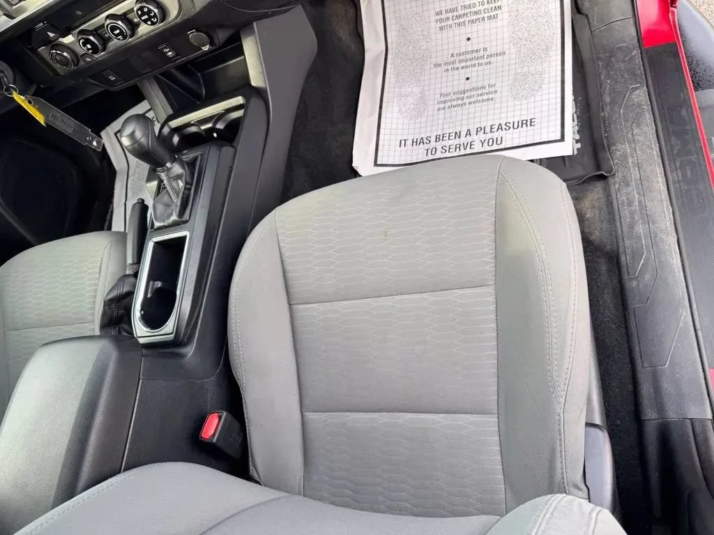 Used 2018 Toyota Tacoma SR w/ SR Convenience Package AWD/4WD image 14