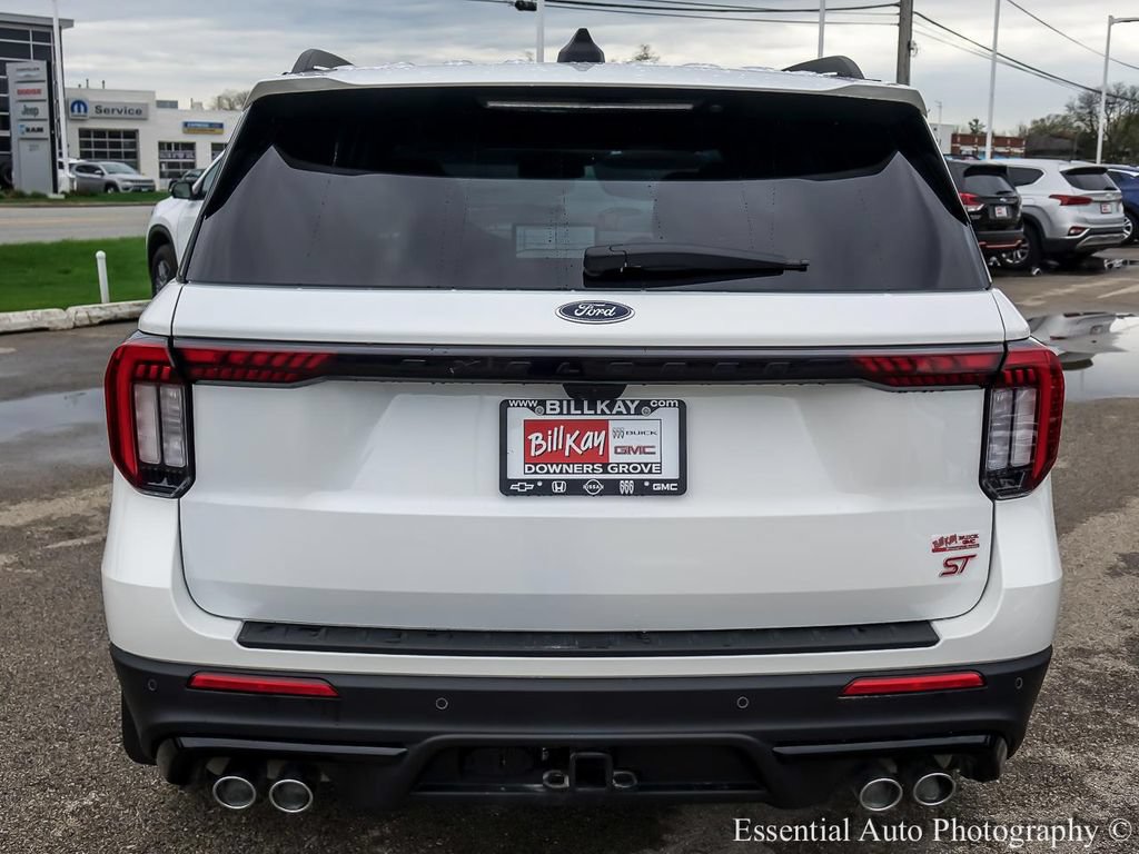 Used 2025 Ford Explorer ST AWD/4WD image 7