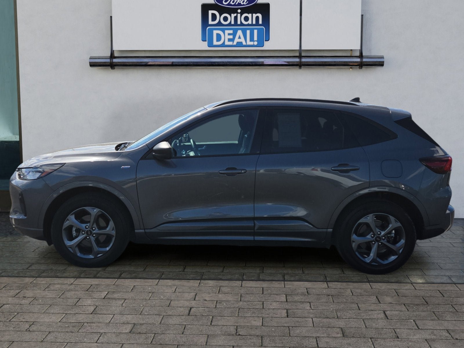 Used 2024 Ford Escape ST-Line w/ Tech Pack #1 AWD/4WD image 6