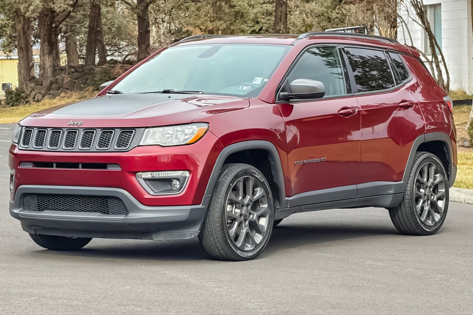 Used 2021 Jeep Compass 80th Special Edition w/ Sun and Sound Group image 9