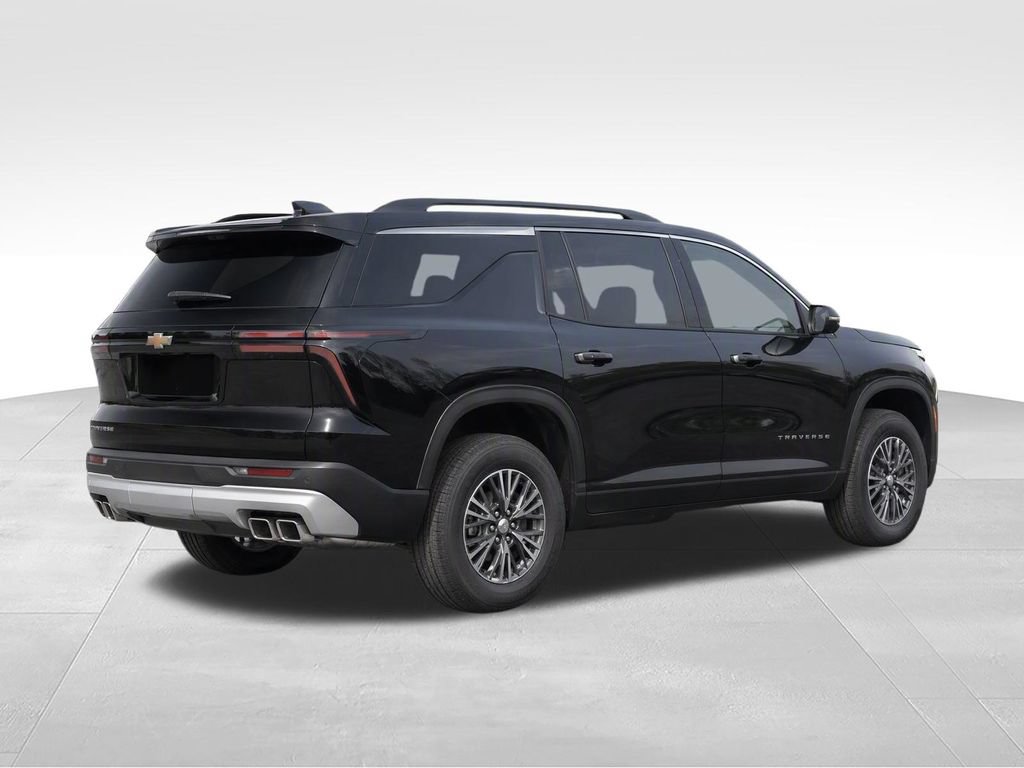 Used 2026 Chevrolet Traverse LT w/ Driver Confidence Package FWD image 5