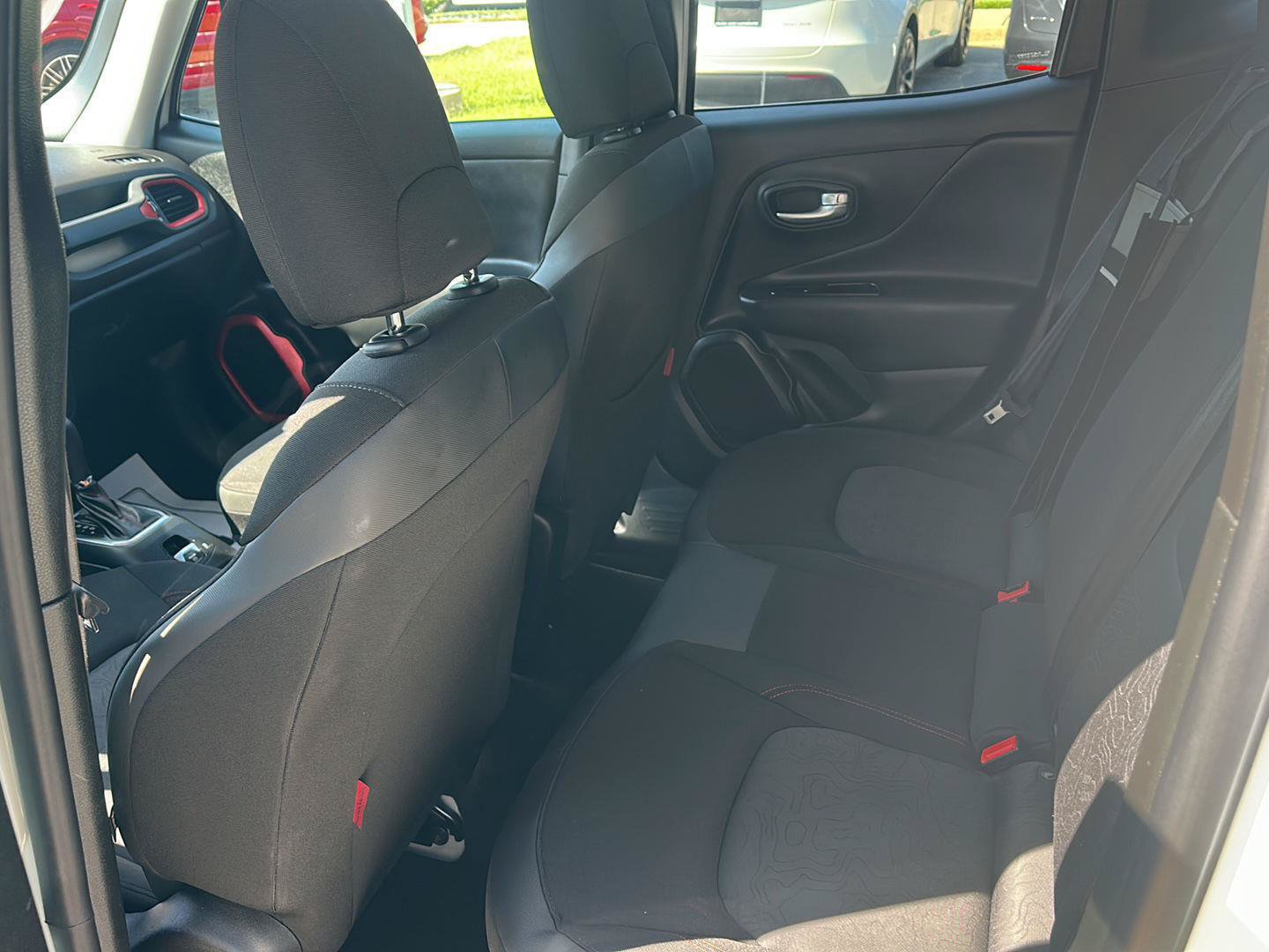 Used 2023 Jeep Renegade Trailhawk AWD/4WD image 16