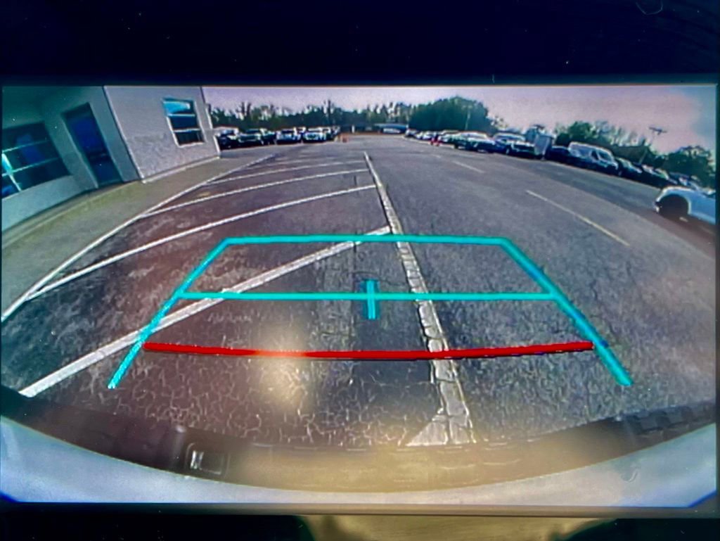 Used 2022 Toyota Tacoma SR image 7