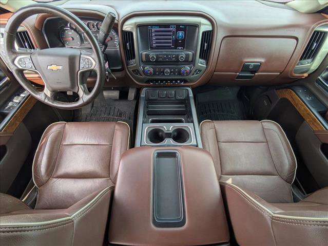 Used 2015 Chevrolet Silverado 2500 High Country w/ Duramax Plus Package image 16
