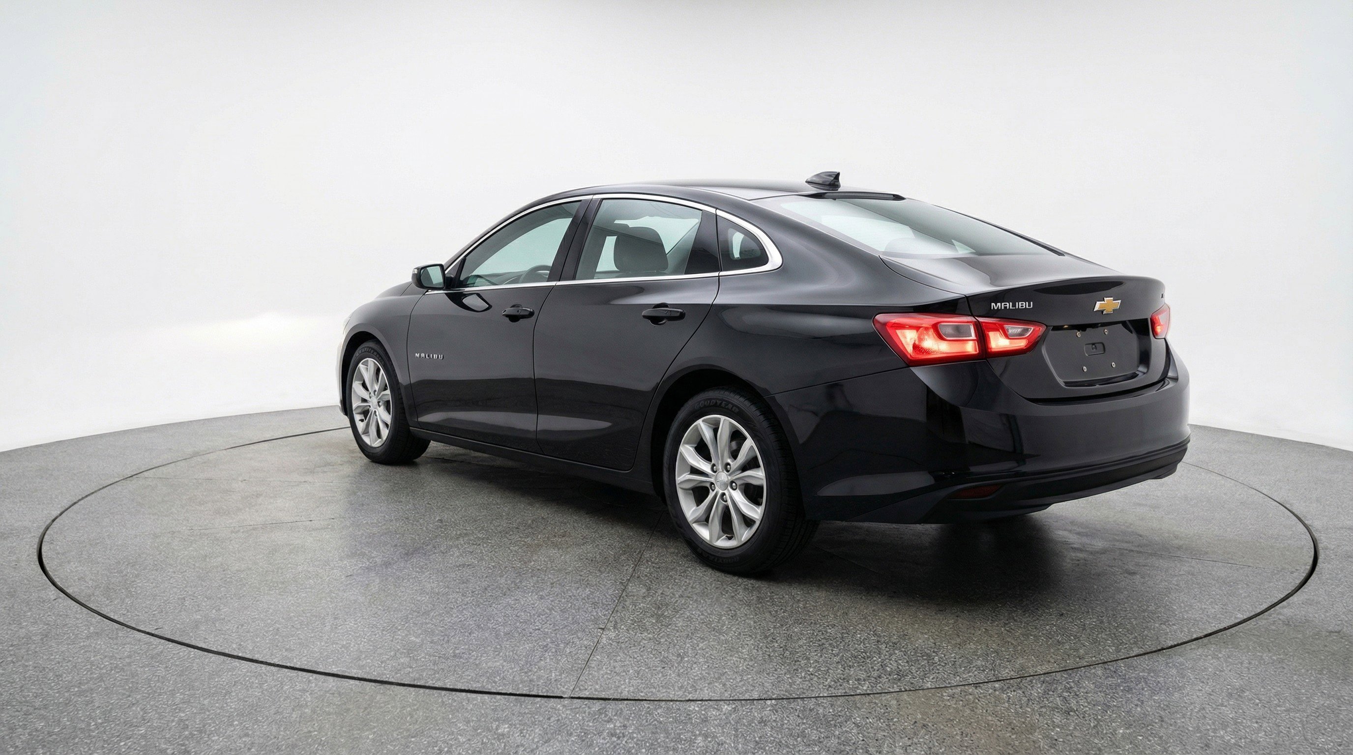 Used 2024 Chevrolet Malibu LT image 6