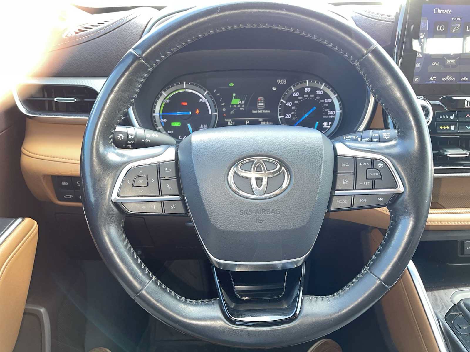 Used 2020 Toyota Highlander Platinum AWD/4WD image 11