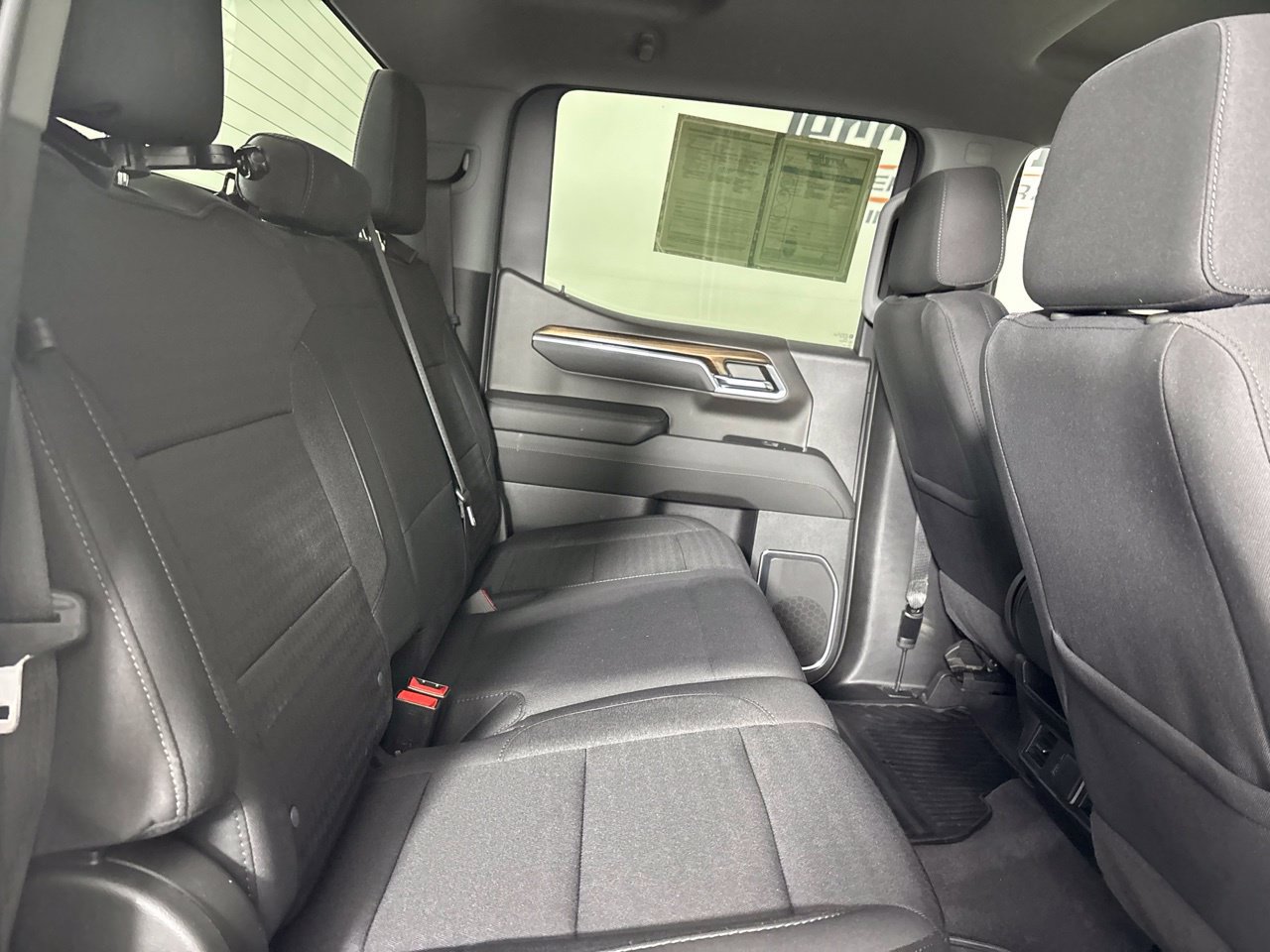 Used 2023 Chevrolet Silverado 1500 LT AWD/4WD image 26